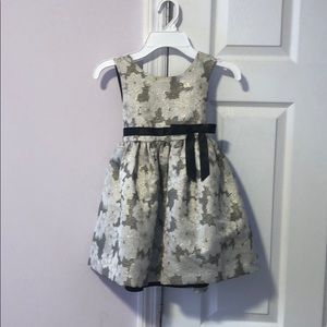 Little girls size 4 black and gold dress
